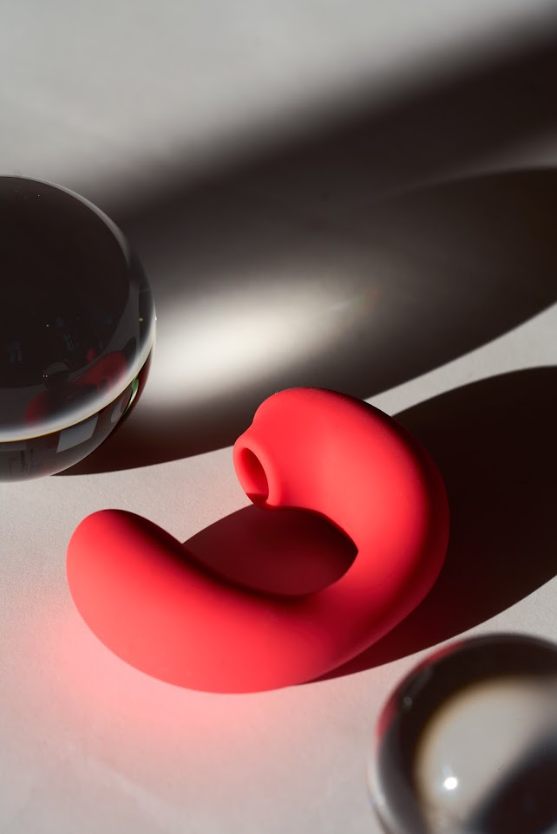 Glow dual-stimulation vibrator - Peach &amp; Cream