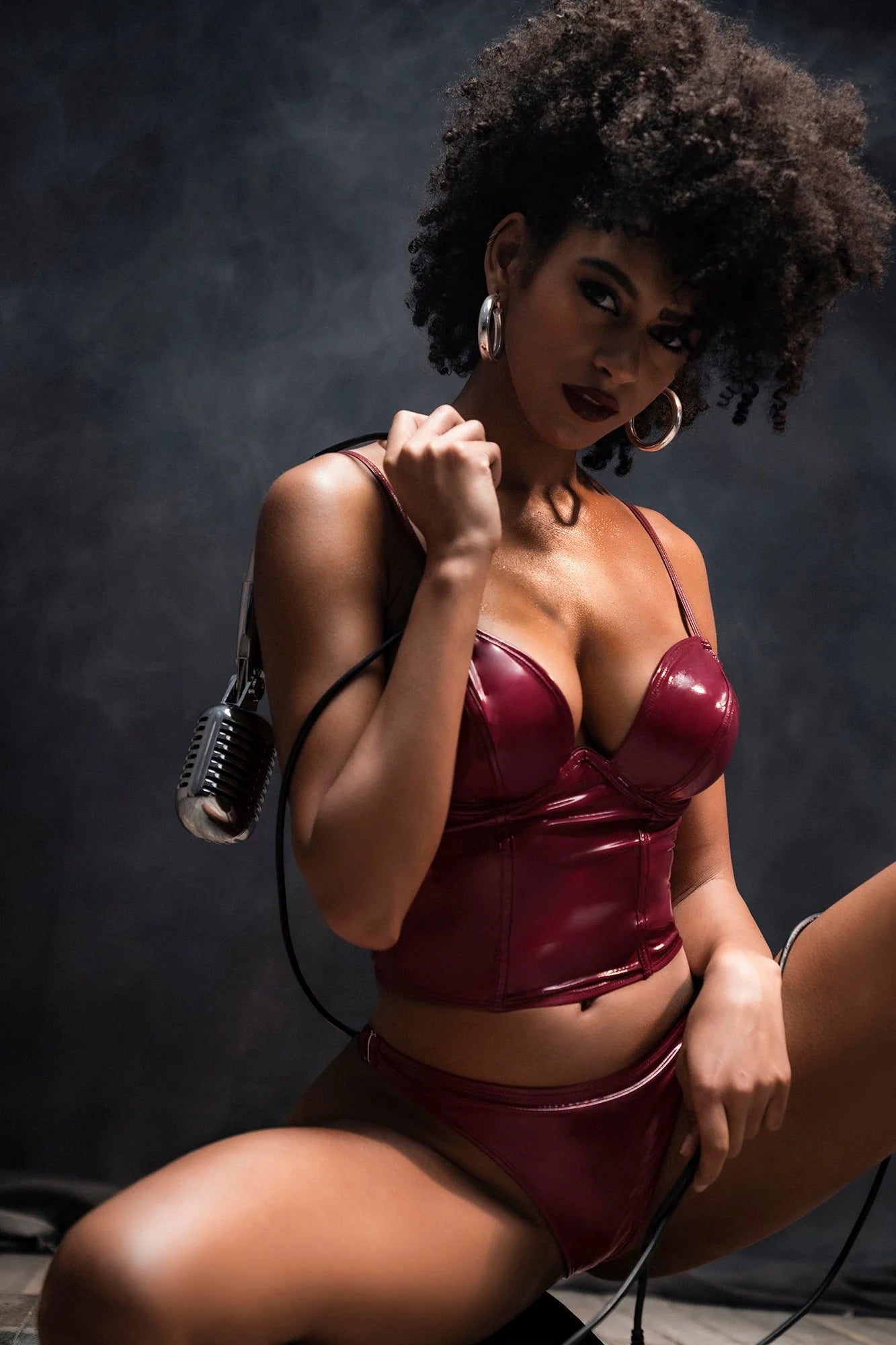 Ensemble bustier et thong en vinyle - Mapalé