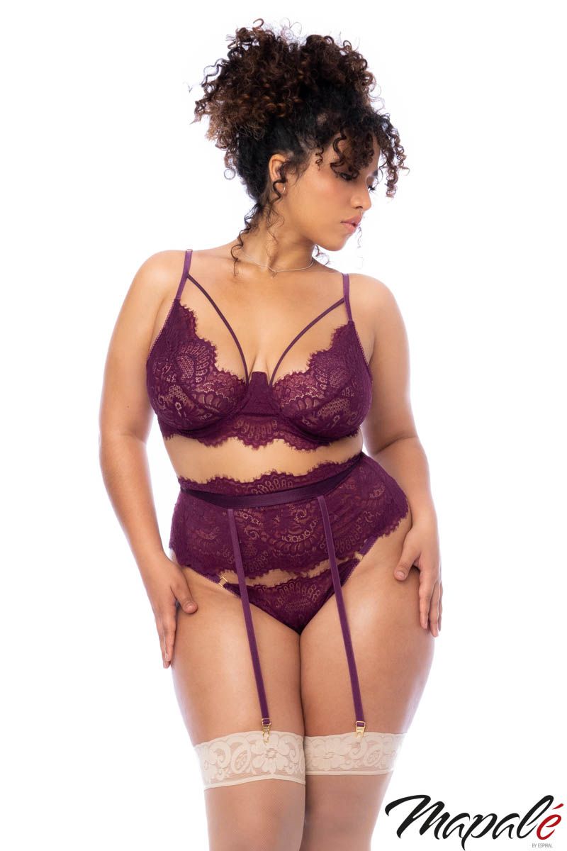 Ensemble avec porte-jarretelle en dentelle - Mapalé