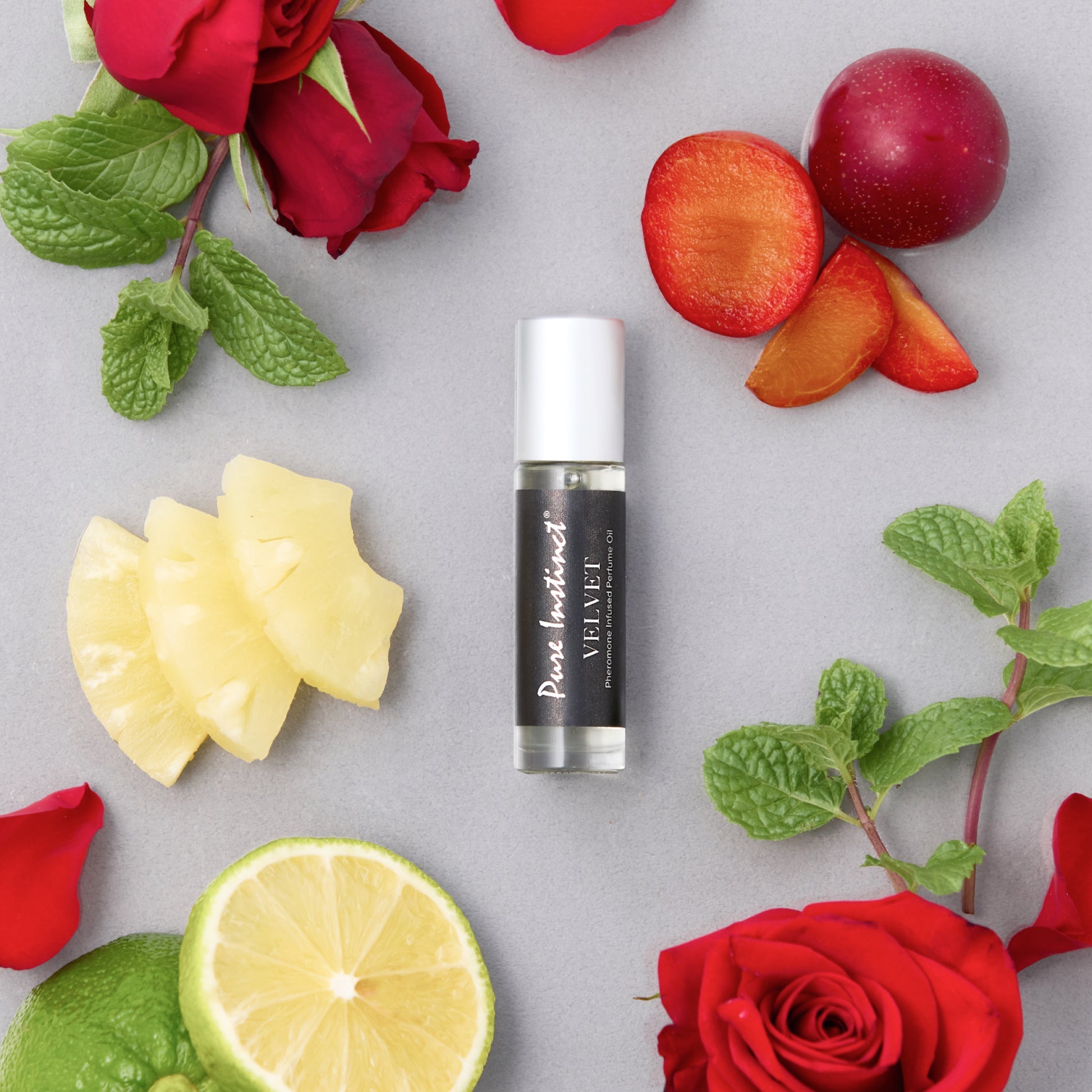 Velvet – Huile de parfum Roll-on infusée aux phéromones - Pure Instinct
