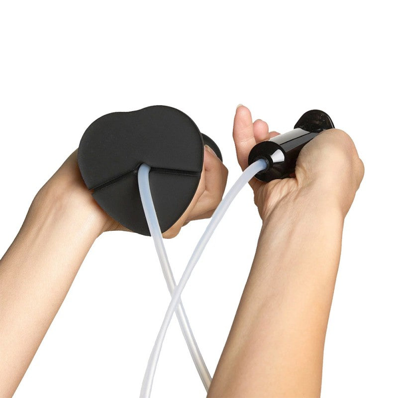 Realistic Squirting Dildo - Strap-On-Me