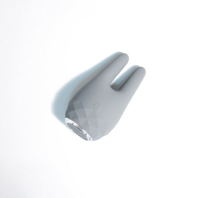 Clitoral stimulator obsession - Caroline Néron